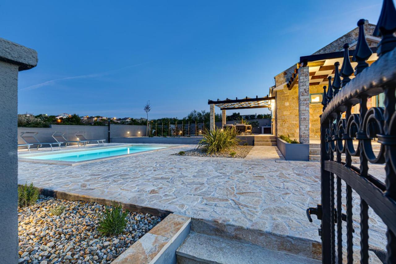 Villa Stonehouse Milan Ražanac Exterior foto